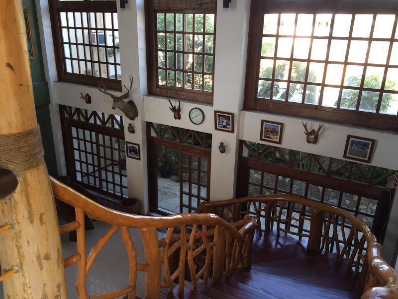 White Beach Resort Bar & Restaurant Puerto Galera Εξωτερικό φωτογραφία
